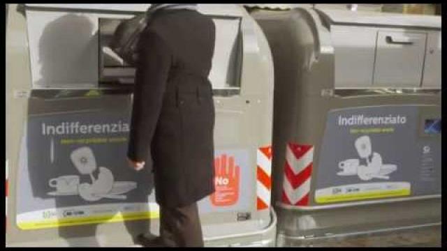 Sos Arezzo Tv - Arriva il tutorial di Sei Toscana per i nuovi cassonetti - 78CYGjpIL2g
