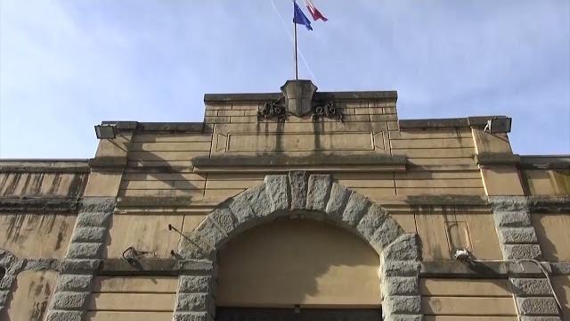 Pedopornografia, ai domiciliari il 57enne aretino. Giovedì esame su dispositivi informatici