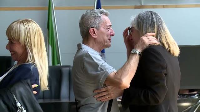 Uccise la madre malata con un foulard, assolta per vizio di mente