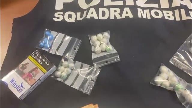 Eroina e cocaina nascoste negli slip, ancora un arresto nel quartiere di Saione - Aw0rp_kVRkk