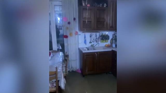 Appartamento allagato ad Arezzo. Paga l'assicurazione? Arezzo Casa: "attendiamo la risposta" - J7dNdkX2CxU