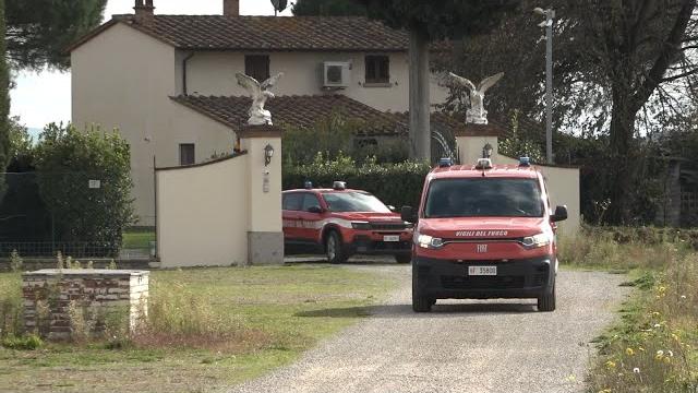 Morta ad Alberoro dopo disinfestazione, accertamenti dei Vigili del Fuoco nella villa - JX3xegSH1C0