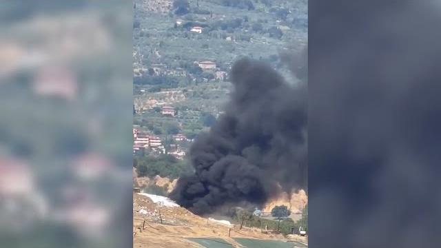 Incendio nella discarica di Podere Rota. Il comitato: 