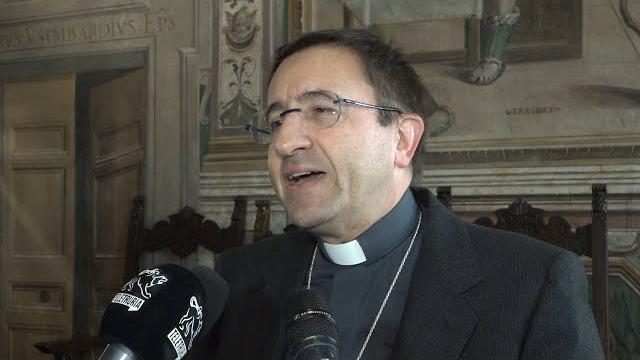 "Non risparmiamo per la sicurezza sul lavoro". Il monito del Vescovo nel messaggio di auguri - QeF8fRnTgOY