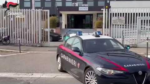 Tentato furto a un'azienda orafa, domani gli arrestati di fronte al Gip - RupoMfcz4NY
