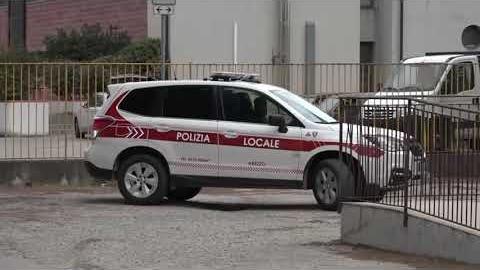 Rissa tra giovanissimi alla ex Cadorna. Interviene la Polizia locale - YPkqii_Fysg