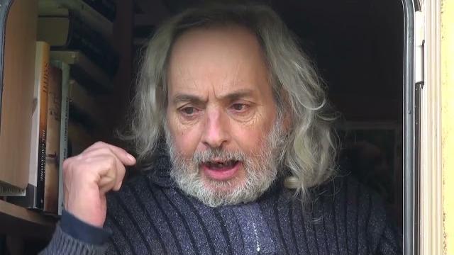 Clochard preso a sassate, una raccolta fondi per aiutare Tiziano - asEdi90trxw