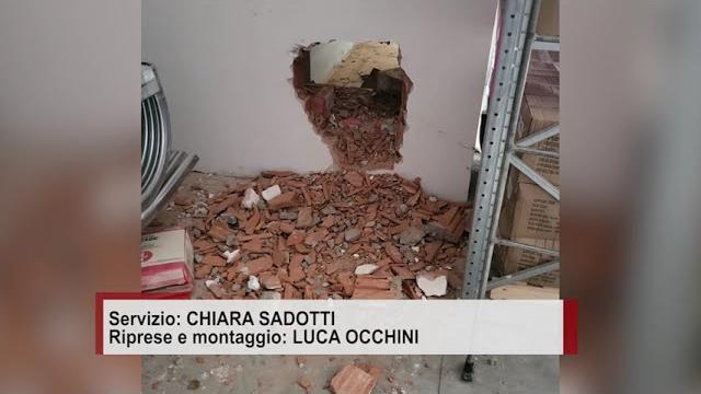 Ancora il comparto orafo nel mirino dei ladri. Fallisce la banda del buco a Monte San Savino - f_vimI0KFgI