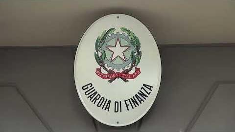 Frode finanziaria da 5,8 milioni di euro nell'Aretino, 35 i risparmiatori raggirati - hBK2DQb_4GI