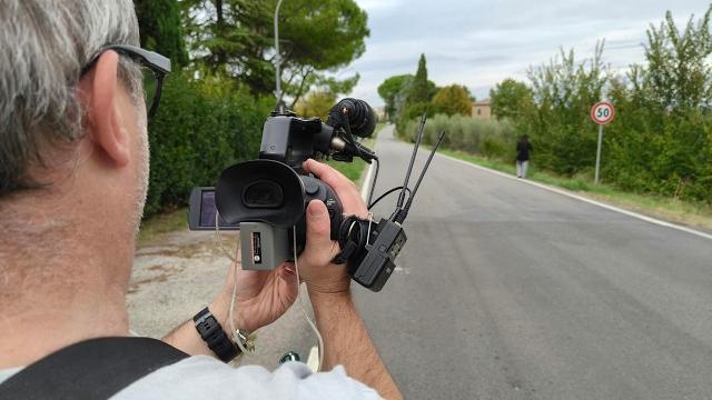 Travolta e uccisa da un'auto mentre passeggia: donna al volante rintracciata dai carabinieri