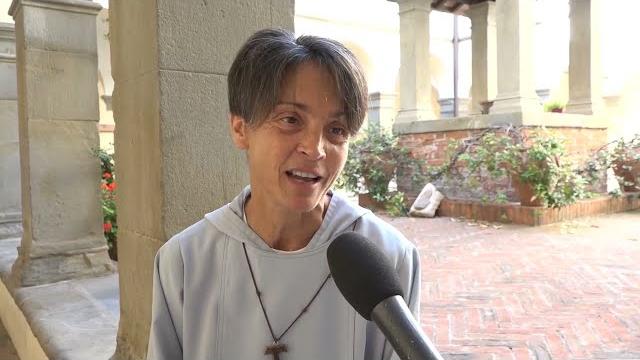 La storia di Suor Elena. Da campionessa di karate alla vita consacrata - uRXmDjlv99A