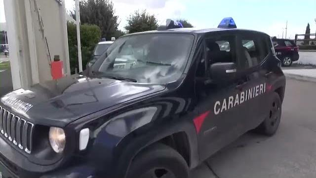 Finto maresciallo tenta la truffa, ma arrivano i veri Carabinieri: arrestato un 21enne