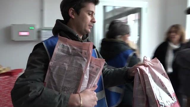 Per Natale 60mila pasti alle colonie feline di Arezzo - 46-q3rVMF1g