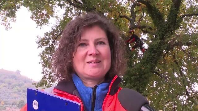 Mitigazione del rischio idraulico: operai acrobati in azione al Bagnoro - 6Dcr5VK88kY