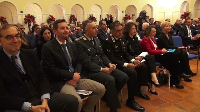 Gli auguri del Prefetto di Arezzo Di Nuzzo: "consolidare sempre più il rapporto con il territorio" - CCtDIgwm5Tk
