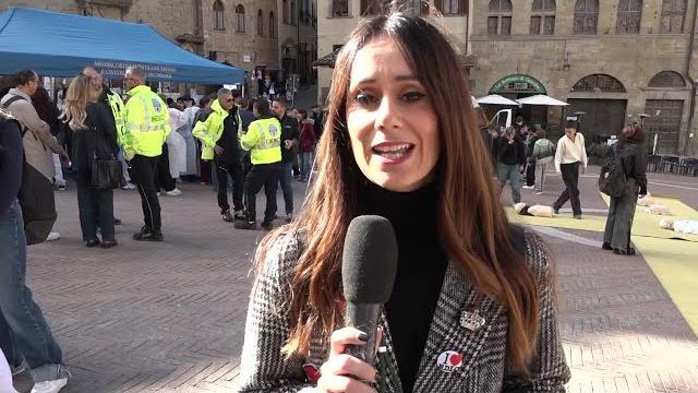 Piazza Grande si riempie per “Restart: Il cuore riparte da qui” - DekwgJIcTgA