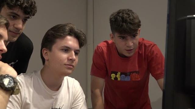 Heat, appendiabiti riscaldabile: gli studenti dell'Itis Galilei vincitori del trofeo Eye Toscana - F4w4AO6FufU