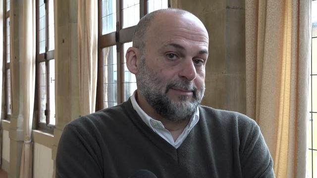 Caserma di Via Fabio Filzi, tutto da rifare. Stop del comune al contratto di leasing - J0HzxVBndw4