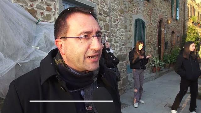 Parroco nega comunione ad una donna: bufera nell'Aretino. Il Vescovo: “la Chiesa deve accogliere” - LJC-qQIQ93I