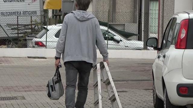 Sicurezza, cresce l'allarme tra i commercianti sui possibili rischi legati ai furti e alle rapine - LbGkn2ICy1k