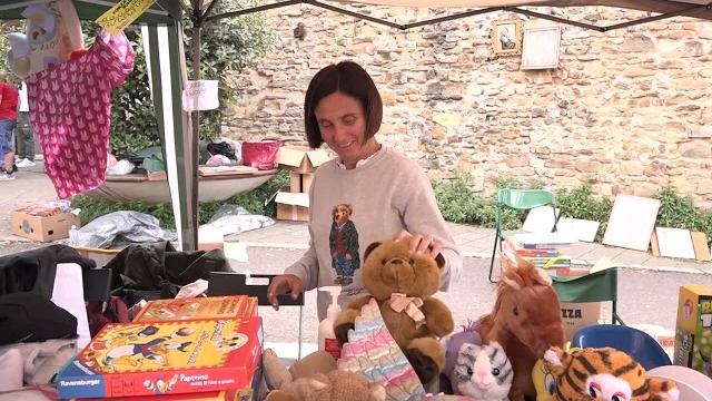 Mercatino dei ragazzi del Calcit: raccolti oltre 53mila euro - Oq85D1nVXIQ