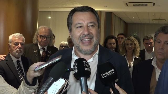 Salvini ad Arezzo per la lista della Lega. "Medioetruria? Si farà, ascolterò i territori" - Q-uC1jXWHHY
