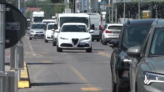 Partono i lavori di asfaltatura di via Calamandrei - YD1TA28Pjd0