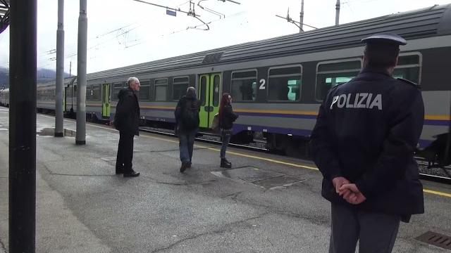 Treni: lettera aperta dei pendolari aretini all'assessore regionale Baccelli - _RzmzTYipmM