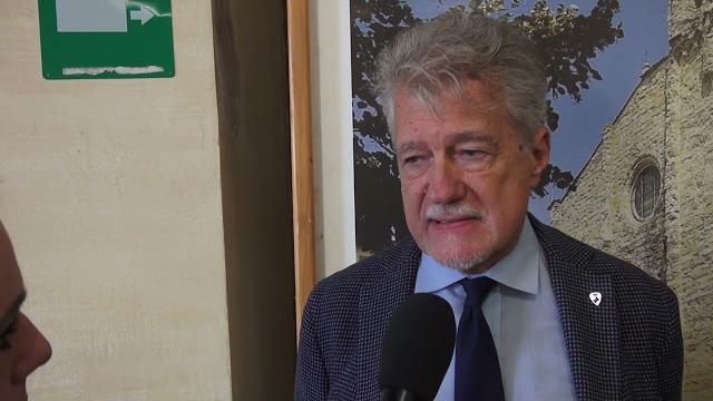 Alluvione, emergenza rifiuti, Arezzo pronta a smaltire 4mila tonnellate di rifiuti - aCGG5Nd3dJI