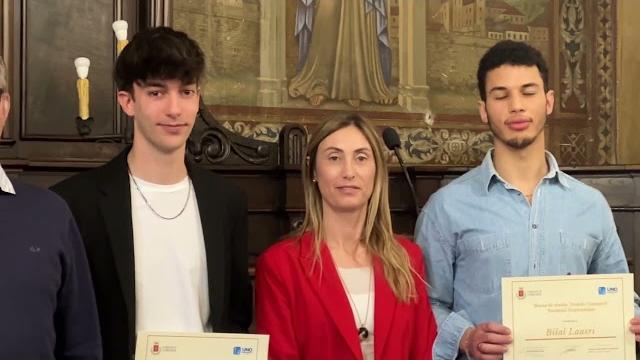 Consegnate le borse di studio "Danilo Camorri": tre studenti premiati - bAXLm73kFa4