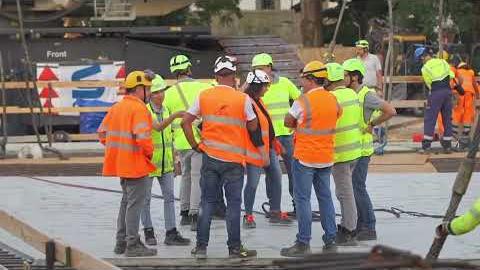 Completato il varo del nuovo Ponte al Pino di Firenze: stop fino al 30 luglio - hgyD_HUYhb4