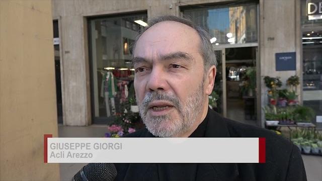 Marcia della Pace per le vie del centro di Arezzo - lH8CIRjuWB8