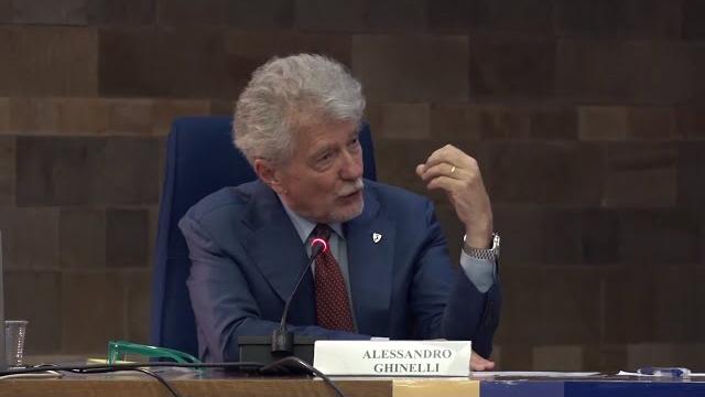 Europee: Ghinelli presenta le sua candidatura. "Meno burocrazia. Più Europa con l'Italia" - lNtgAJ22wFY