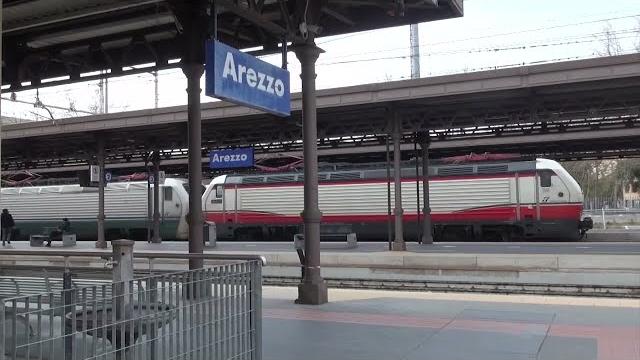 Treni in ritardo, i pendolari: "non siamo d'accordo sulla soluzione proposta dalla Regione" - ocEtQt88lMU