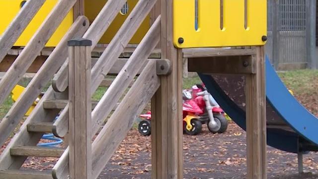 Montevarchi, solo pane e olio per i bambini con famiglie "morose": è polemica - pR3oyuUoTfo