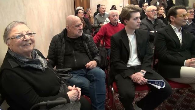 Amministrative ad Arezzo: Donati ufficializza la candidatura. "Porta sempre aperta" - wTJqNKjpsBc