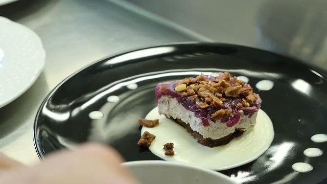 Gara ai fornelli tra gli agrichef di tutta la Toscana: è il lampredotto il piatto top - wiQfQbovB8U