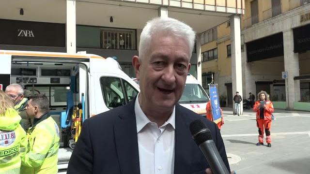 Due nuove ambulanze per la Croce Bianca di Arezzo - zk0GYsr4uYg