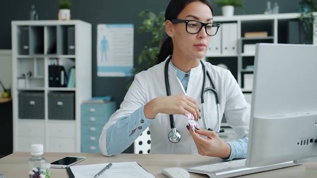 Guardia medica, in Toscana c'è il nuovo numero unico. Da ottobre attivo anche ad Arezzo - SC32vxYaL0c