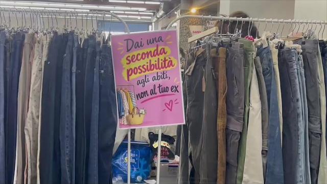 Riuso, second hand e aggregazione: ancora un successo per il Mercatino delle Pulci di Arezzo