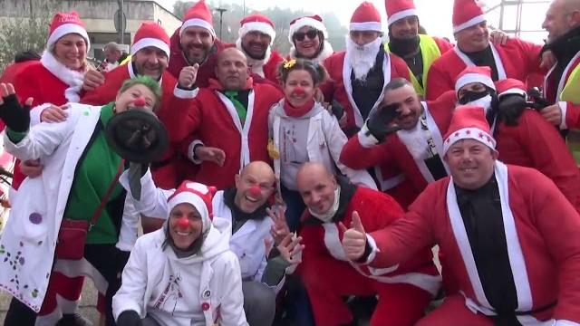 Babbo Natale arriva in moto. In 160 per l'iniziativa del moto club Discorsi pochi - IK-nAuGPHRs
