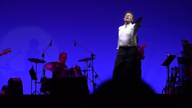 Massimo Ranieri incanta gli aretini sul palco del Prato - I_OnLYOe9Zk