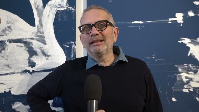 "Le mille vite di Showboat, ad Arezzo la mostra di Giovanni Frangi - Jnc8_UXq3oA