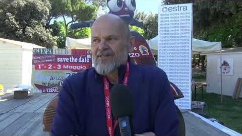 Fiera Antiquaria, edizione speciale di tre giorni. Al Prato raduno delle Vespe - dv_7rc-B_9Q