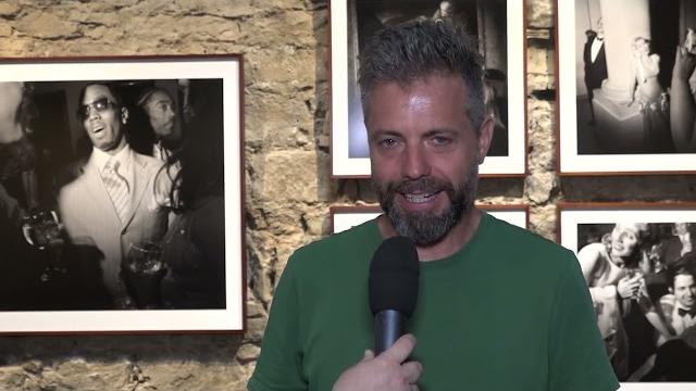 Il mondo della fotografia in 30 artisti e 26 mostre: è tornata “Cortona on the move” - lka0YBFxdZE