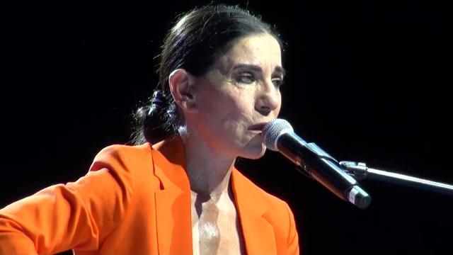 In Fortezza "Il tempo dei Giganti" con Paola Turci e Gino Castaldo - ncyZ2Btpz2Q