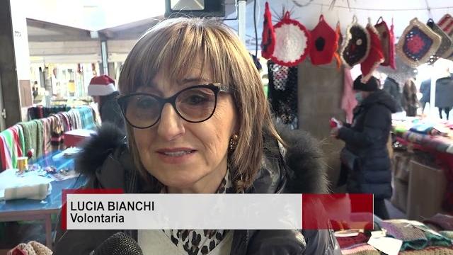 Mani e Cuore e calendari per il Calcit, vendita straordinaria in vista del Natale - pHwPIfz2g9U