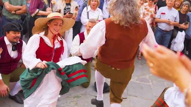 Dal 25 maggio a Lucignano torna la "Maggiolata" - tJlJzRWY2yQ