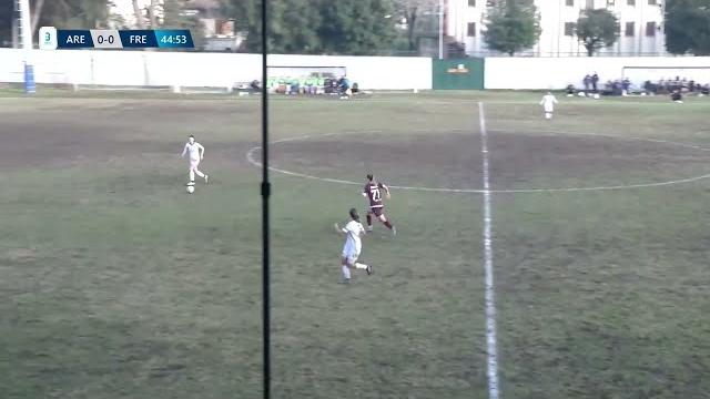 Acf Arezzo, vittoria e settimo posto in classifica. Fracas regala i tre punti - cGHaXmFJVpc