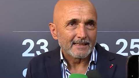 Spalletti ad Arezzo per presentare il suo libro: “l’avventura in Nazionale mi martella in testa” - y_74_YpN7yY